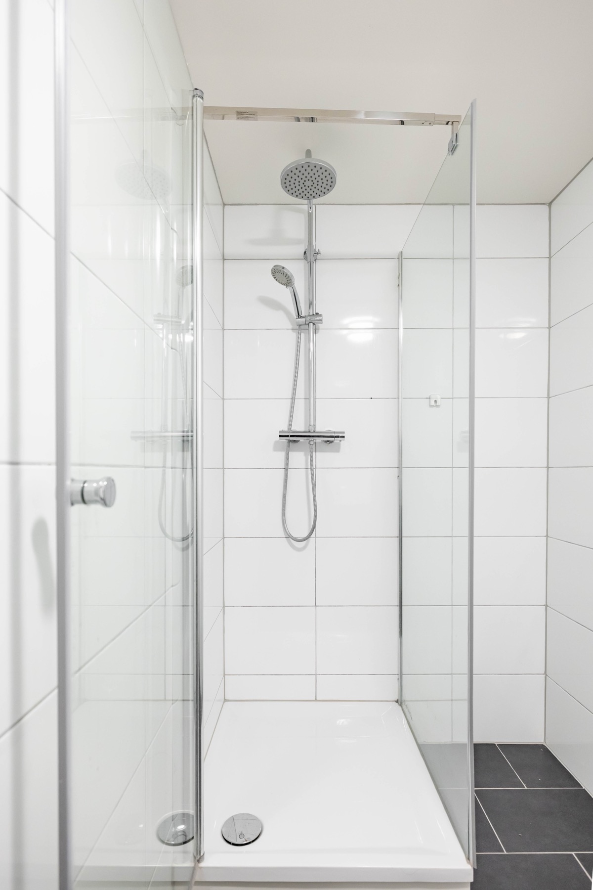 Gemeubileerd interieur van Nieuwe Boteringestraat 21-B in Groningen 16