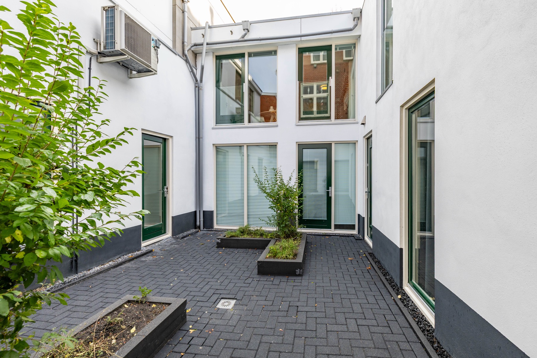 Gemeubileerd interieur van Nieuwe Boteringestraat 21-B in Groningen 18