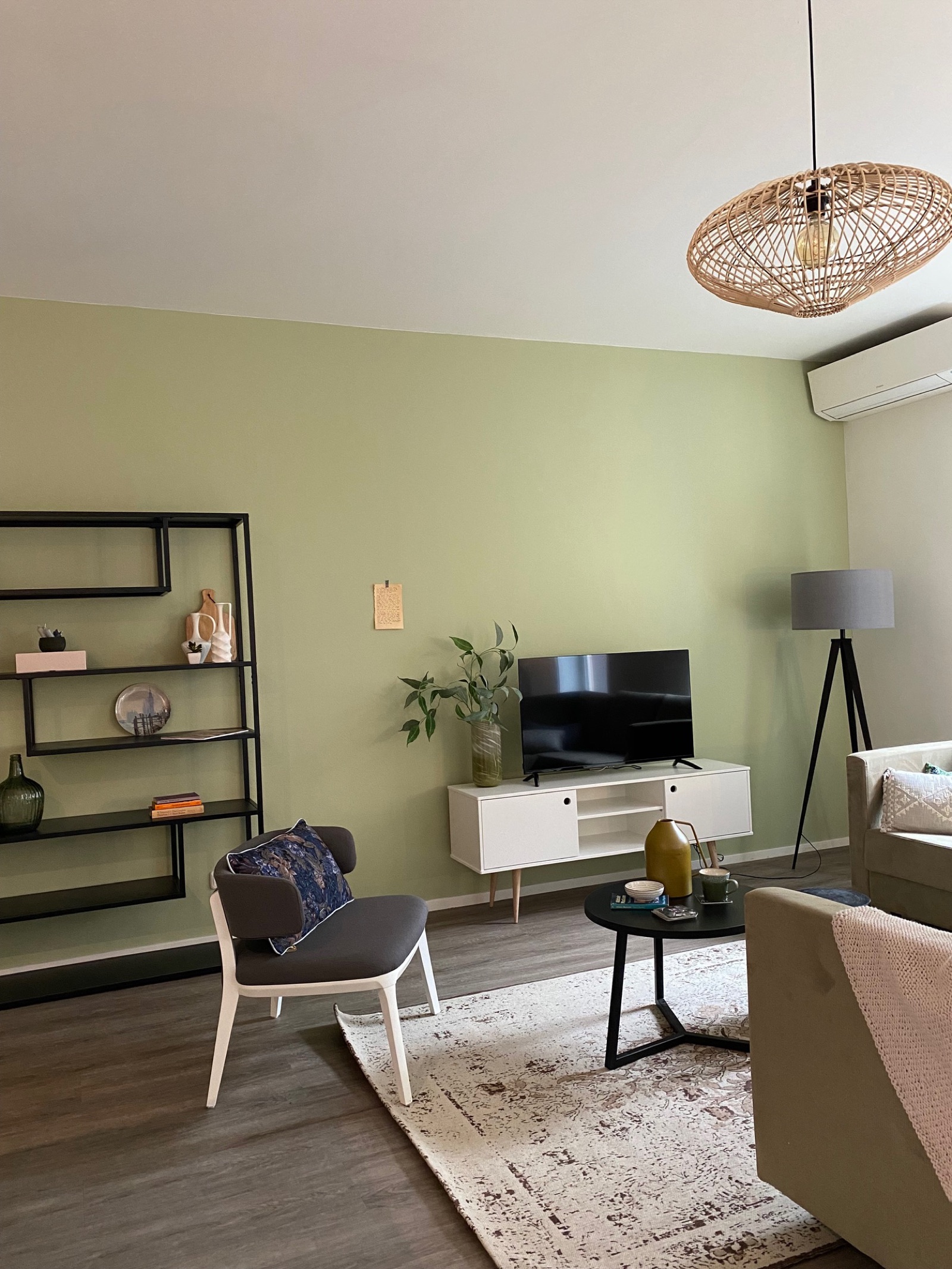 Gemeubileerd interieur van Nieuwe Boteringestraat 23-B in Groningen 8
