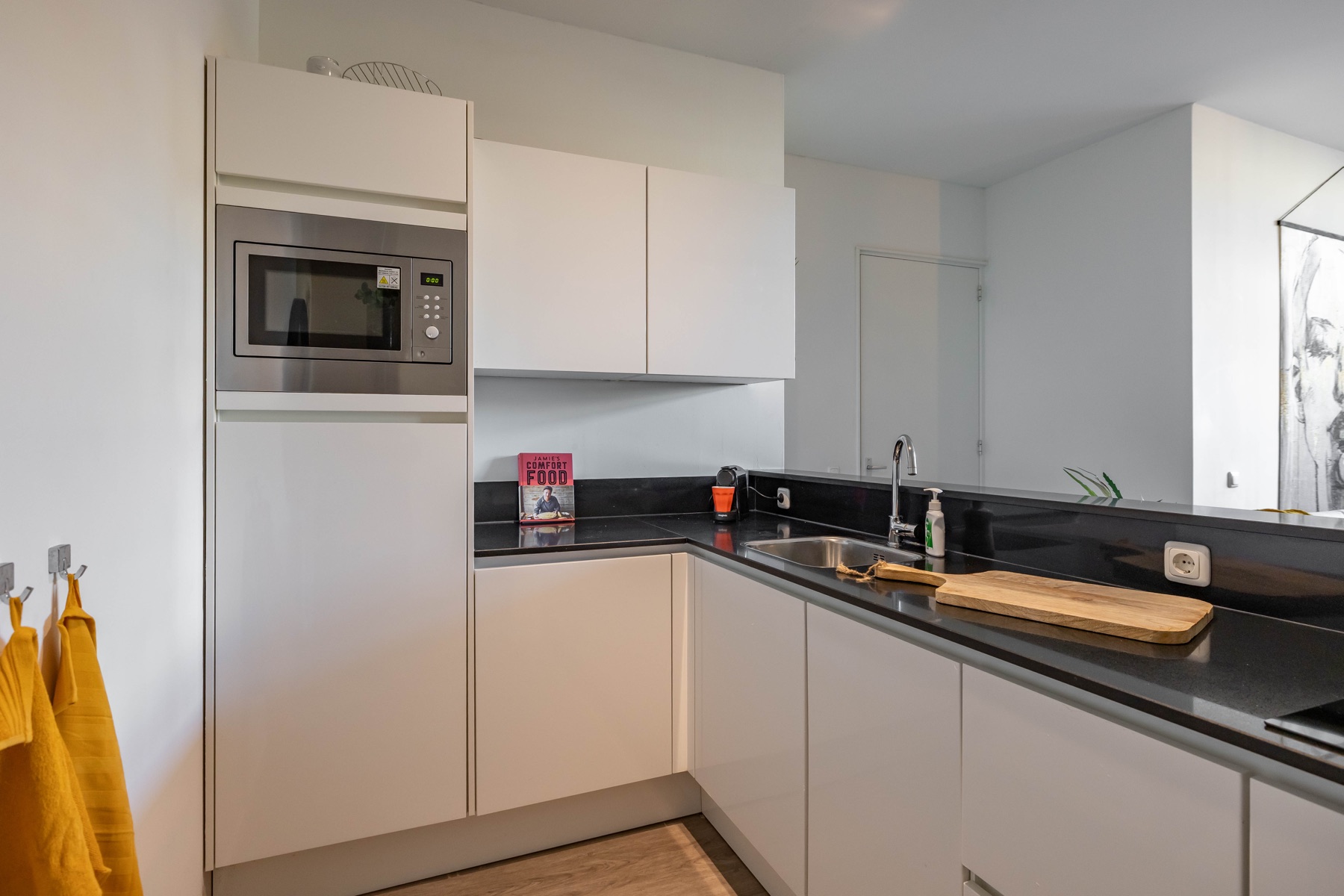 Furnished interior of Nieuwe Boteringestraat 23-C in Groningen 9