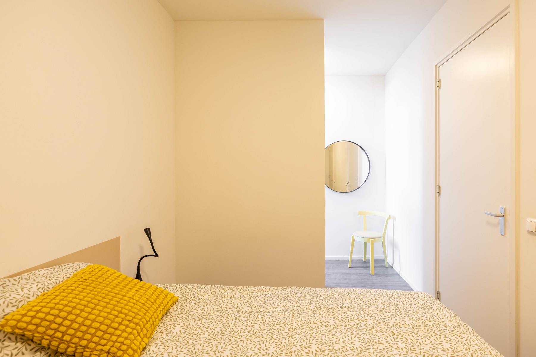 Furnished interior of Nieuwe Boteringestraat 23-C in Groningen 11