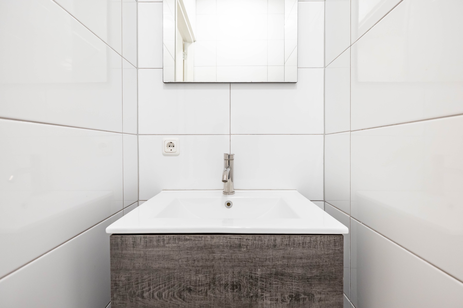 Furnished interior of Nieuwe Boteringestraat 23-C in Groningen 21