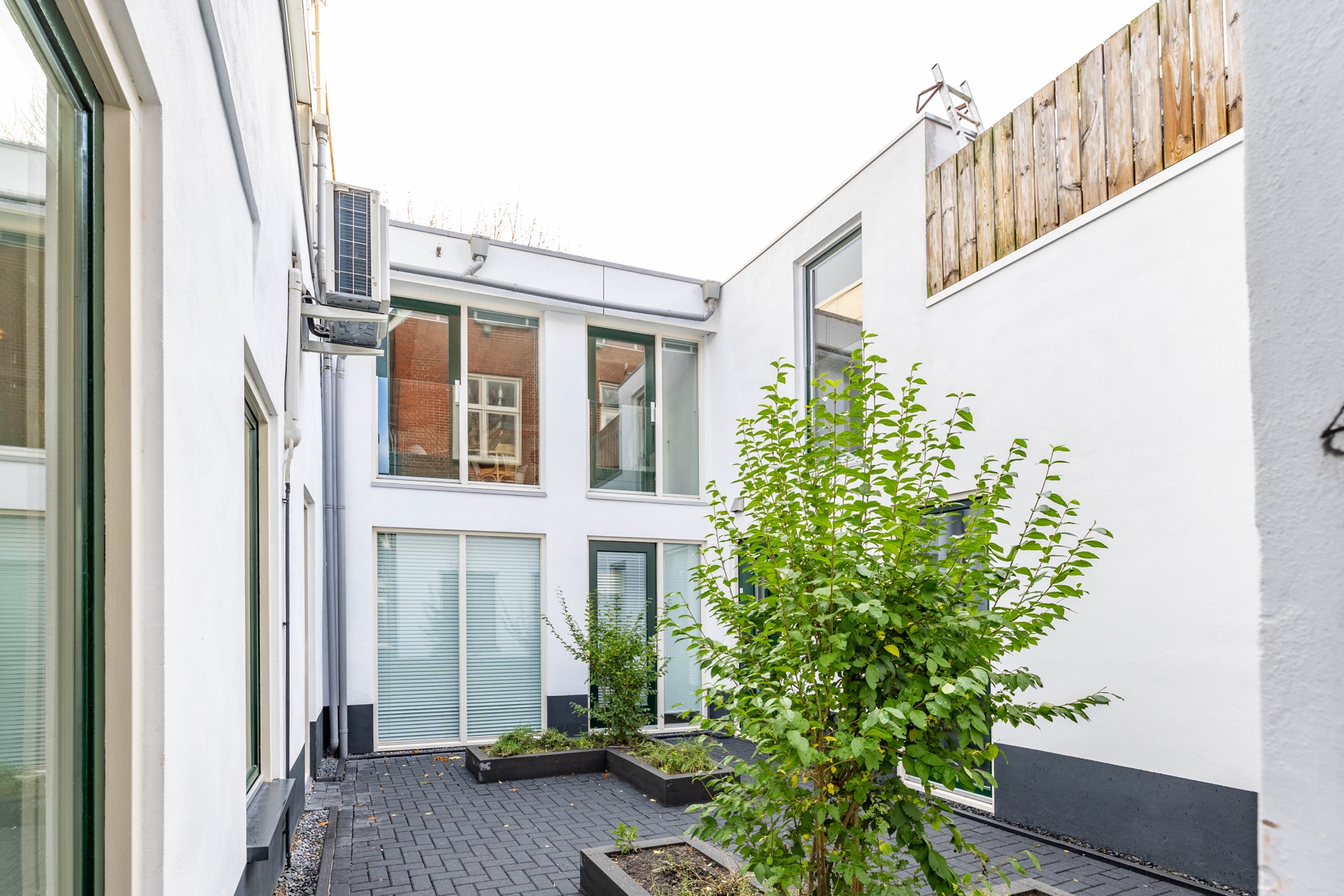 Furnished interior of Nieuwe Boteringestraat 23-C in Groningen 24